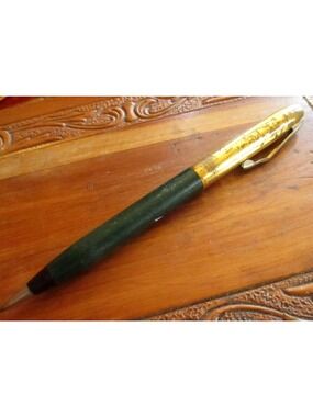 vintage wearever green/Goldtone Relic Patina Working mechanical lead pencil